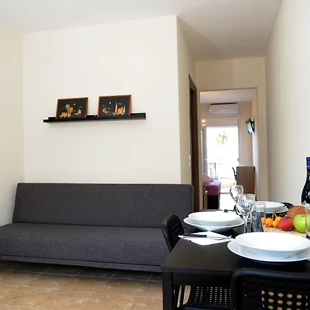 Rodon Loutra Apartament *