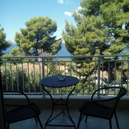 Rodon Loutra Apartament Ajia Paraskiewi