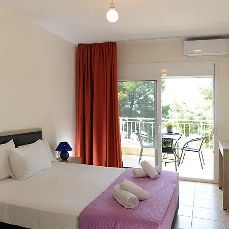 Rodon Loutra Apartament *