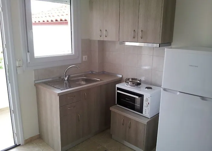 Rodon Loutra Apartment