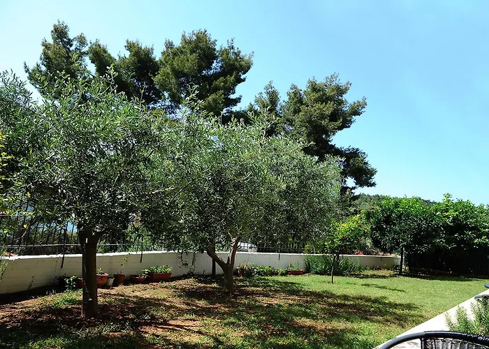Rodon Loutra Apartment *