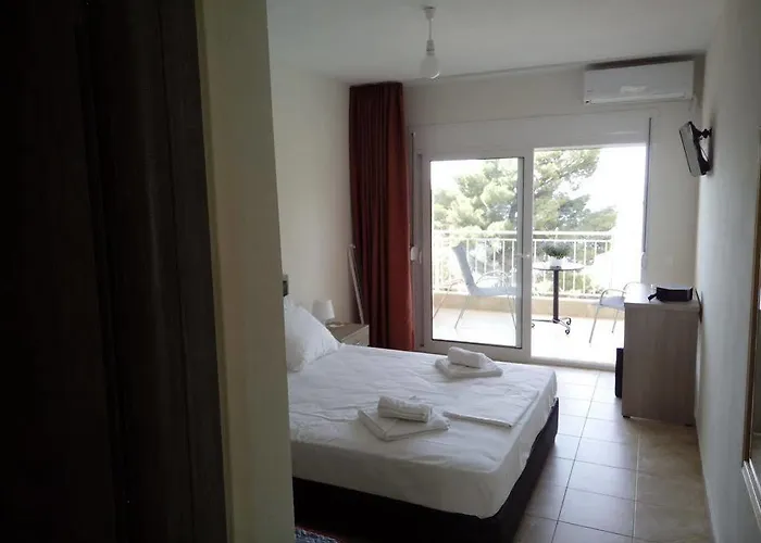 Rodon Loutra Apartment